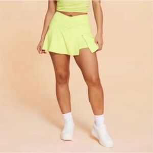 NWT Blogilates Criss Cross Slit Skort - Limeade XL